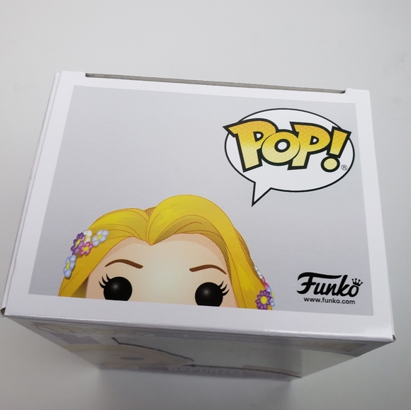 Rapunzel with Lantern Funko Pop! 981 - Picture 6 of 7